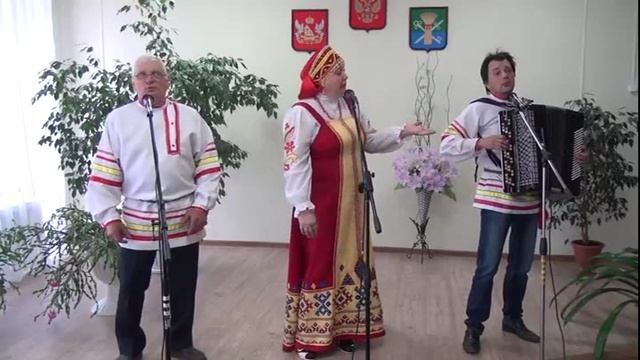 На горе колхоз - А. Дрога, Е. Перова, В. Гирявенко