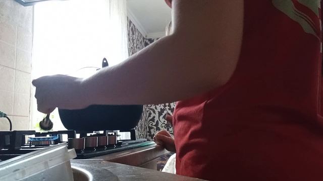 Готовим жареные маршмеллоу с Подругой! моя реакция. (давно не ела)