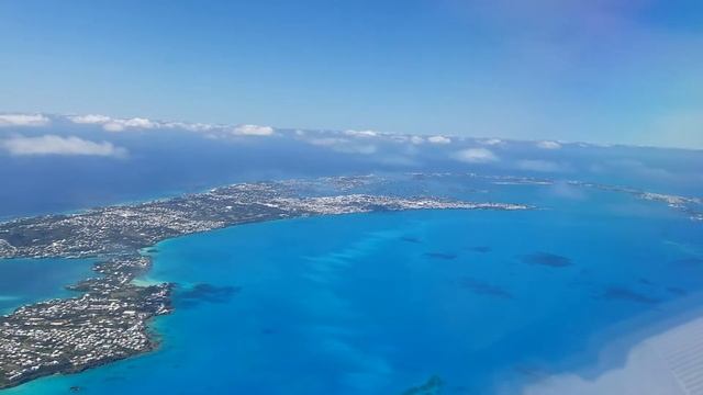 Leaving Bermuda in the 2015 Embraer Phenom 300 April 2017