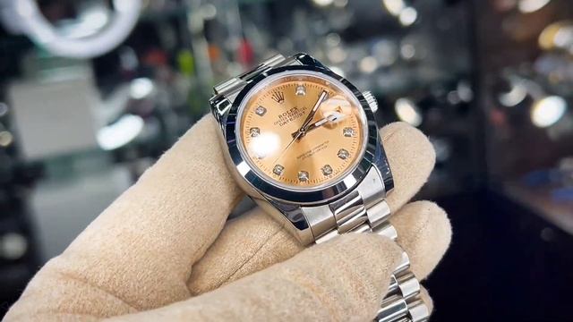 Часы женские Rolex DateJust циферблат золотой цвет средний