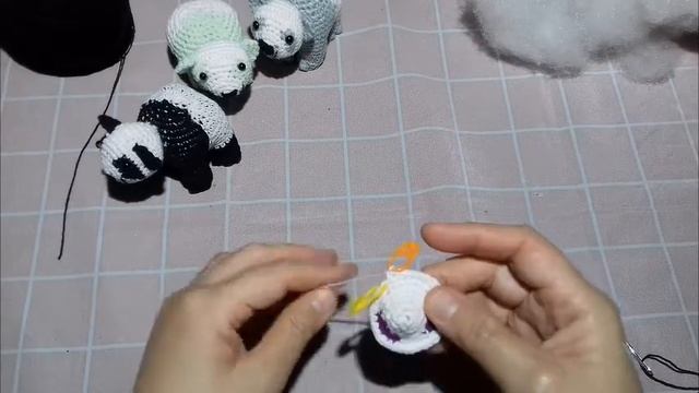 Crochet Tutorial How To Make Panda Part 1/3 / Tutorial Bagaimana Cara Merajut Panda Part 1/3