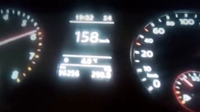 Volkswagen Tiguan 2018 0-213 km/h, sport mode.