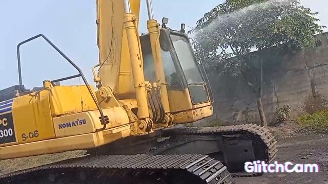 KOMATSU.PC300