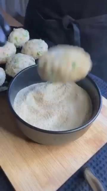 Рецепт приготовления котлет из риса и консервированного тунца🥫