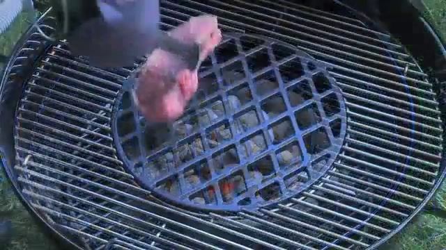 Weber Gourmet BBQ System Sear Grate - zo werkt het