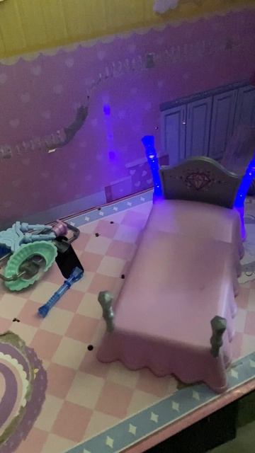 Игровой набор с куклой Mayila Спальня