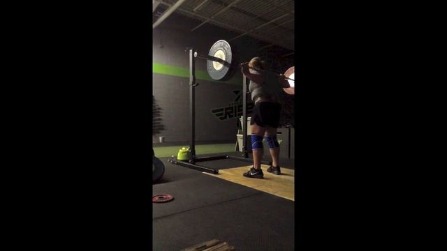 Squat 240 x 10 - ugly