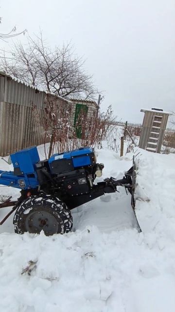 ЧИСТКА СНЕГА МОТОБЛОКОМ ЛЕГКО И ПРОСТО #снег #snow