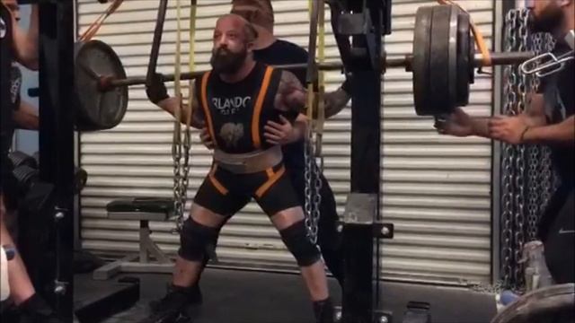 Elitefts Sponsored Powerlifter Brian Schwab, 630 single ply reverse light band squat, 5/12/16