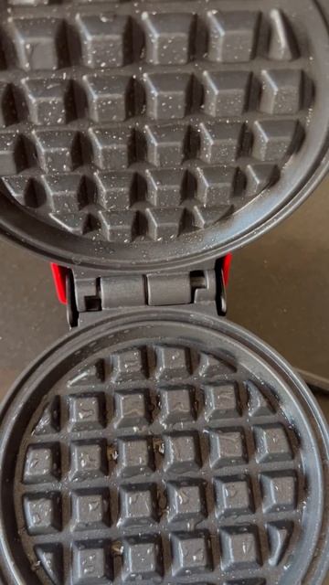 Make best Vegetarian breakfast from this Amazon mini waffle maker  #ashortaday