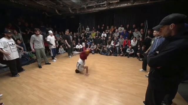 TsipaTron on "V1 BATTLE" SAINT-P