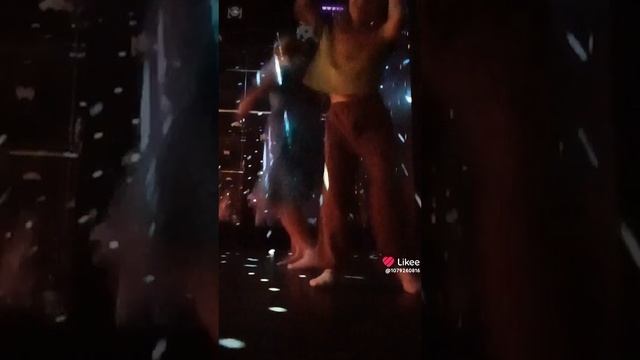 Тусовка 🥳
