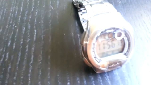 montre Casio argent magnifique :) ELLE VOS KEEEEEDAL...!!