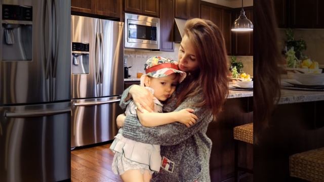 обняла себя маленькую ❤