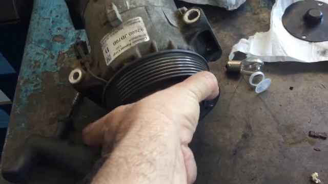 Compresor A/A gripat Bosch Car Service Fesacar