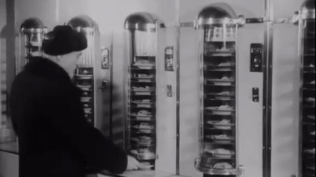 Из истории СССР.
г. Новосибирск, 1950-е.