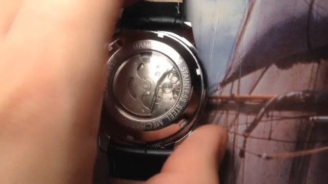 Jaragar automatic (mechanical) watch closer look