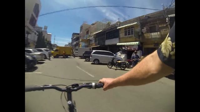 Surfing Nias "I Bike Medan" Pasar Petisah Jln Rotan