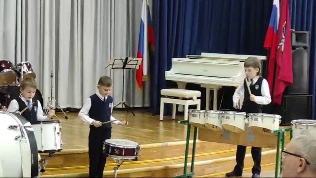 "Ритмасики"- "Разминка в школе ударных инструментов"