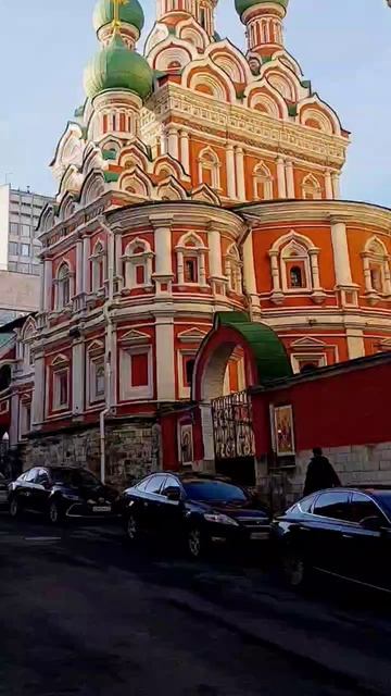 Церковь Живоначальной Троицы в Никитниках