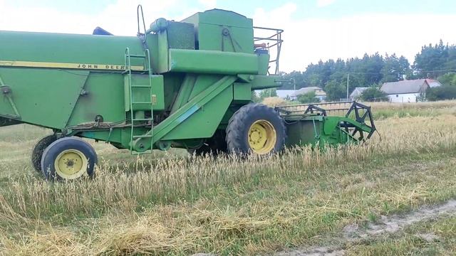 То не можна дочекатись комбайна, а тут відразу два John Deere 942 Нива Ск-5