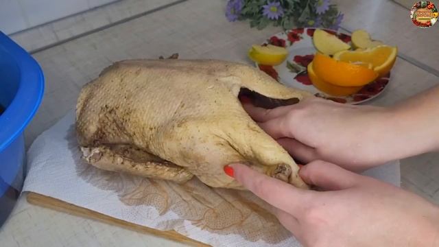 Сочная ЗАПЕЧЕННАЯ УТКА с яблоками в апельсиновом маринаде! СЕКРЕТ хрустящей корочки и нежного мяса!