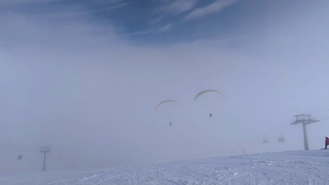 Параплан в Шерегеше.
Полёты в тандеме с инструктором.