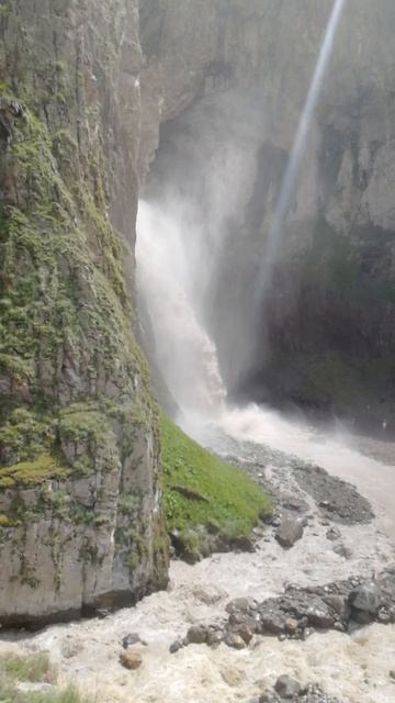 Джылы-Су, водопад Султан