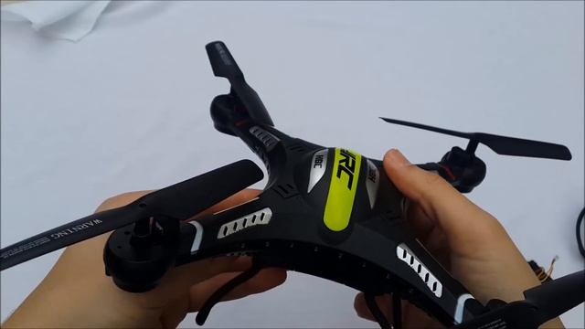 JJRC H8C Camera Quadcopter (with English subtitles and coupon)