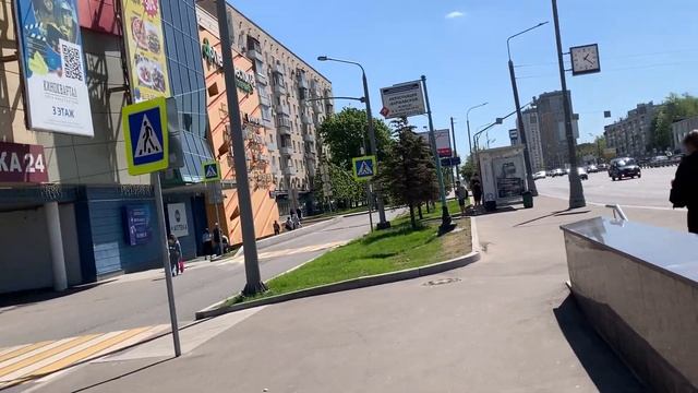 Прогулка возле Метро Варшавская и ТЦ Варшавский, Нагорный район, г. Москва, 19.05.2024