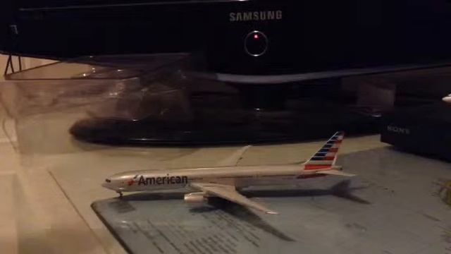 American Airlines Boeing 777-300 ER unboxing