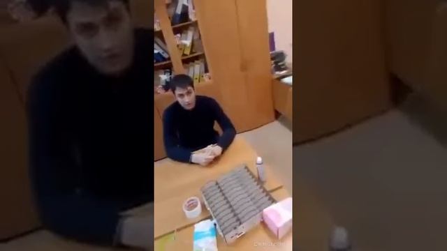 ШКОЛЬНИК ИЗ СОЛНЦЕВО УСТРОИЛ РАЗБОРКИ С УЧИТЕЛЕМ