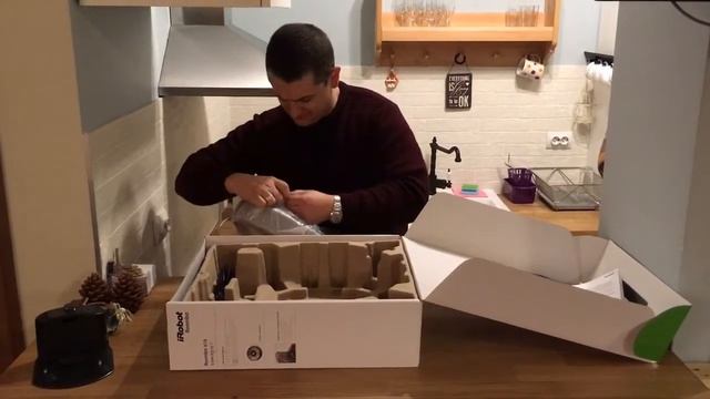 UNBOXING iRobot Roomba 616