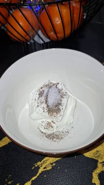 Горбуша в духовке со сметаной и вощами