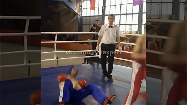 Нокаут вертушкой в голову