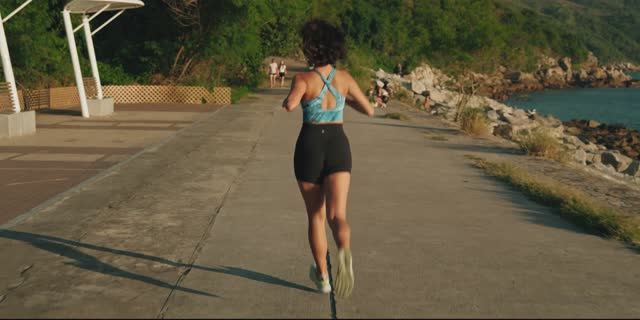 Lululemon - Breathe   Spec Commercial