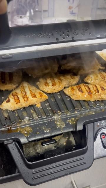 #homemade #grilled #chicken #shorts #youtubeshorts #taanirixvi