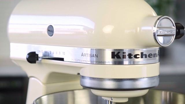 KitchenAid Mixer Comparison  Professional HD Mixer, Artisan Mixer, and Pro 600 Bowl-Lift Mixer