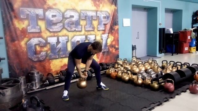 ВЫТАЛКИВАНИЕ ГИРИ 50 КГ ОДНОЙ РУКОЙ. ONE-HAND 50 KG KETTLEBELL PUSH PRESS (JERK).