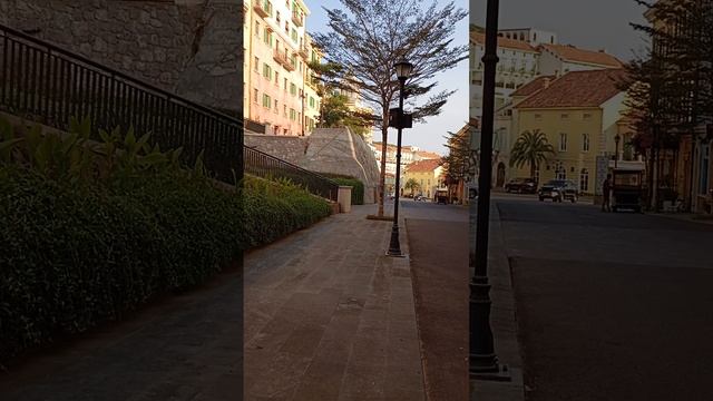 В Сансет Тауне, Фукуок, Вьетнам.