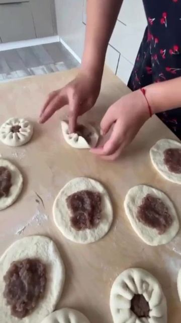 Как красиво налепить беляши