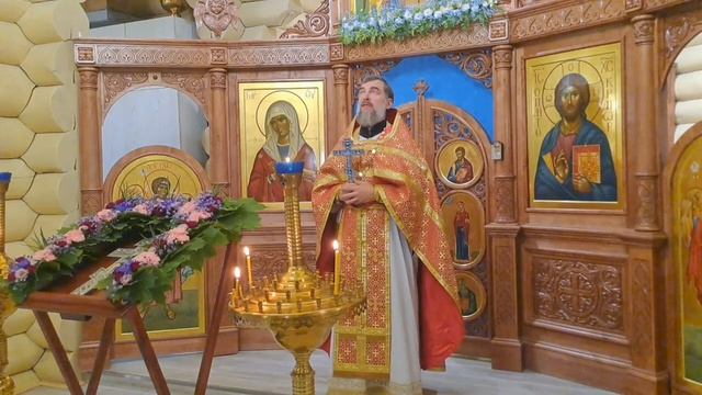 Воздвижение Креста