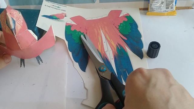Делаем ПоПуГая из картона.