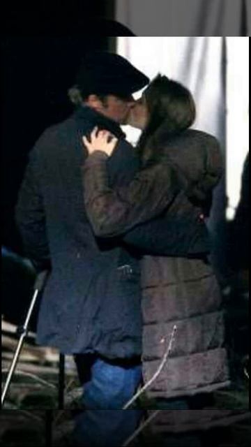 Angelina jolie and Brad Pit hot sexy romance