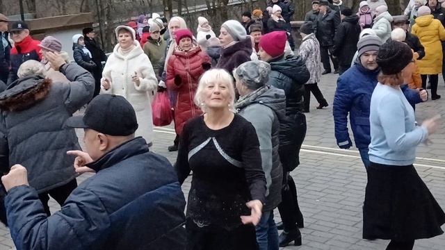 За облаками...... 01.02.25 Гомель парк Луначарского 🥰💫