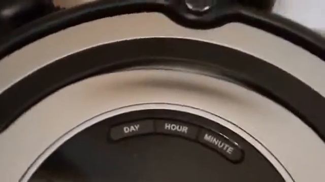 Irobot roomba docking on station!