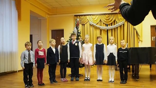 Младший хор: Фр. нар. песня в обр. Ветерлена, рус. текст А.Солового