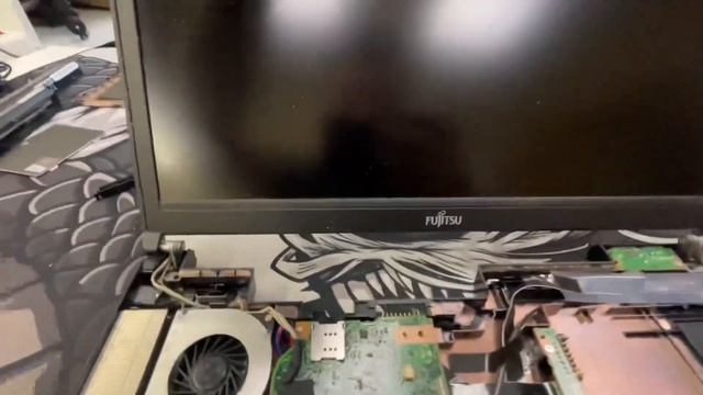 Красавчик Fujitsu e756, легкий обзор