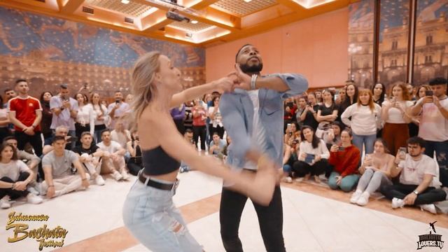 Ronald Alba lao a lao Бачата Bachata Sensual LadyStyle Footwork MenStyle лучшее