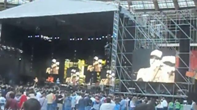 Red Hot Chili Peppers - Scar Tissue (Moscow 22/07/2012)